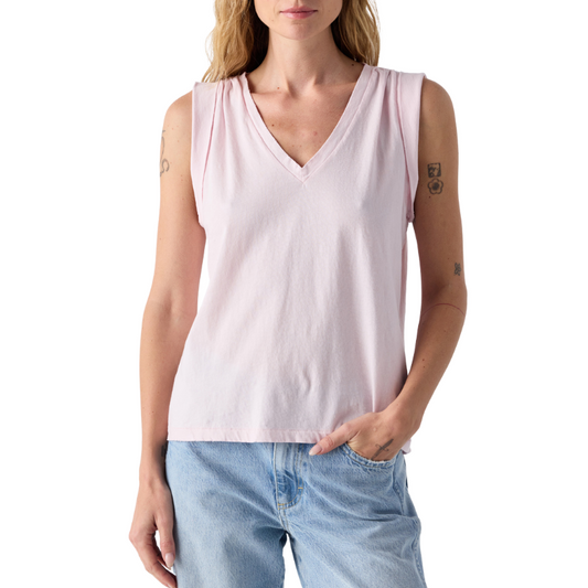 Dona Tee - BH&Co